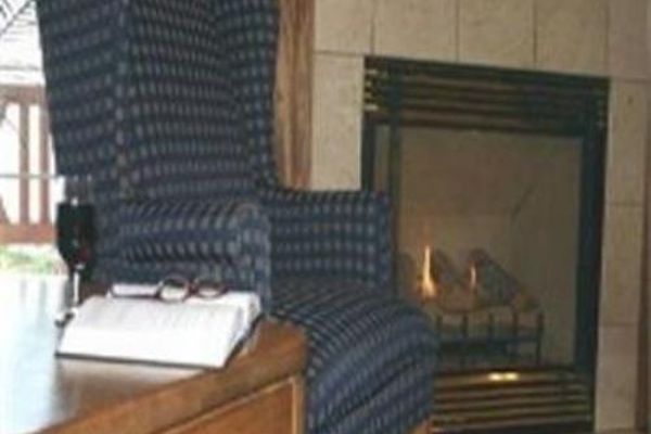 Holiday Inn Express & Suites TULARE (Tulare)